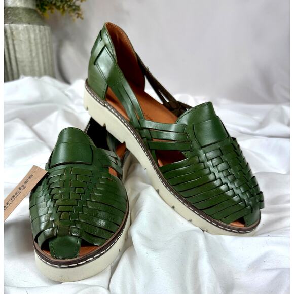 Huaraches by BearPaw Womens Leather Slip On Sandals Military Green 12 - Picture 1 of 16